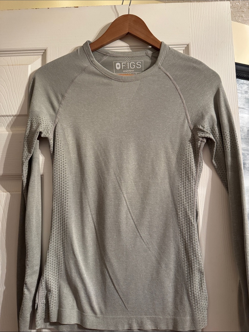 FIGS Seamless Long Sleeve Top
